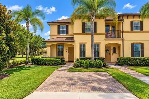 2205 Calabria Ave, Davenport, FL 33897