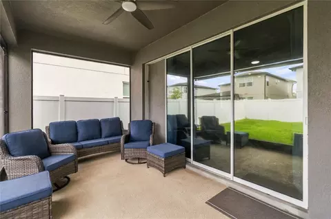 Exterior - 1270 Fox Hedge Ln, Saint Cloud, FL 34771 photo 5 of 8