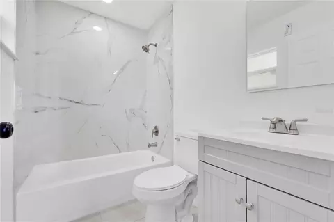 Bath - 504 S Moore St, Bunnell, FL 32110 photo 2 of 2