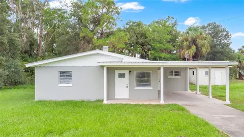 Exterior - 504 S Moore St, Bunnell, FL 32110 photo 6 of 6