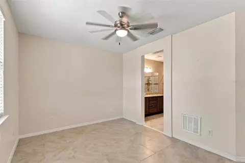 Bedroom - 5665 NW 40th Loop, Ocala, FL 34482 photo 5 of 6