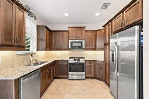 Kitchen - 5665 NW 40th Loop, Ocala, FL 34482 photo 2 of 4