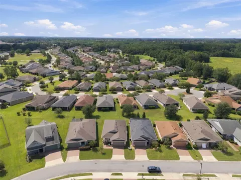 View/Area - 5665 NW 40th Loop, Ocala, FL 34482 photo 2 of 18