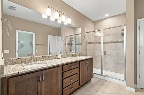 Bath - 5665 NW 40th Loop, Ocala, FL 34482 photo 1 of 4