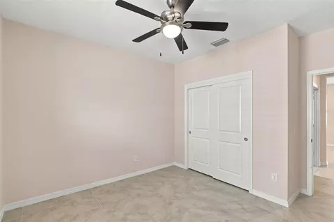 Bedroom - 5665 NW 40th Loop, Ocala, FL 34482 photo 4 of 6