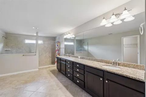 Bath - 2819 Mead Ave, Saint Cloud, FL 34771 photo 1 of 4
