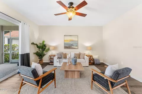 Living - 981 Shaw Cir, Melbourne, FL 32940 photo 3 of 4