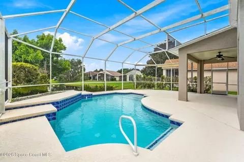 Exterior - 981 Shaw Cir, Melbourne, FL 32940 photo 2 of 6