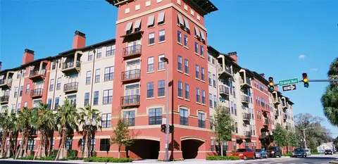 911 N Orange Ave #235, Orlando, FL 32801