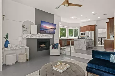 Living - 9019 Spence Ct, Gotha, FL 34734 photo 4 of 5