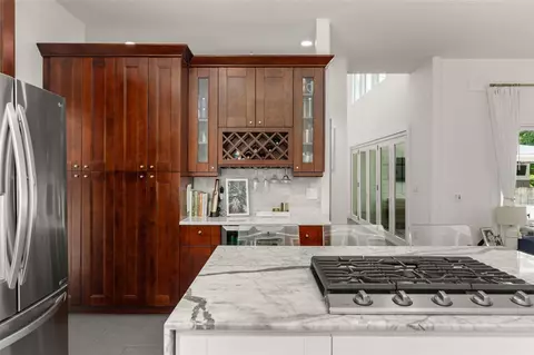 Kitchen - 9019 Spence Ct, Gotha, FL 34734 photo 6 of 7