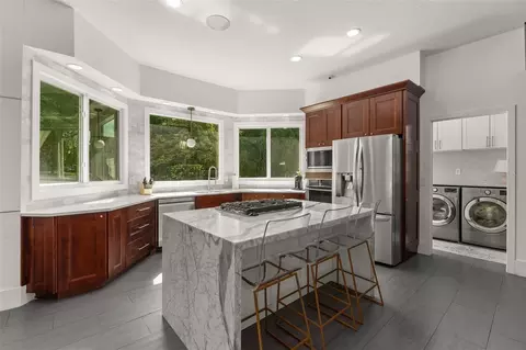 Kitchen - 9019 Spence Ct, Gotha, FL 34734 photo 2 of 7