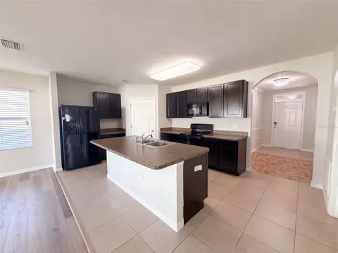 Kitchen - 4269 Bramblewood Loop, Spring Hill, FL 34609 photo 2 of 2