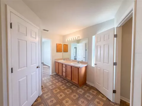 Bath - 6041 Parnell Ave, Spring Hill, FL 34608 photo 2 of 5