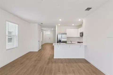Living - 3333 Spineywood Dr, Ocoee, FL 34761 photo 6 of 7