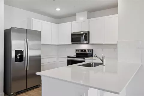 Kitchen - 3333 Spineywood Dr, Ocoee, FL 34761 photo 5 of 5