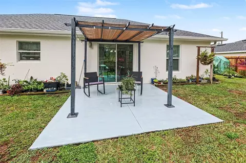 Exterior - 2467 SW 168th Loop, Ocala, FL 34473 photo 2 of 5