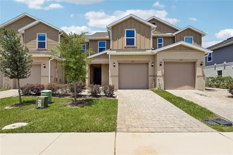 655 Meadows Edge Pl, Lake Wales, FL 33859