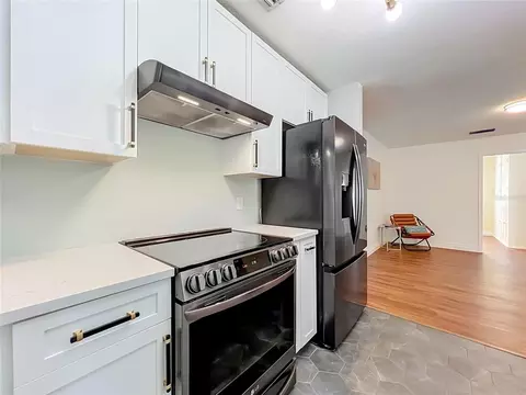 Kitchen - 2708 Reed Ave, Melbourne, FL 32901 photo 2 of 4