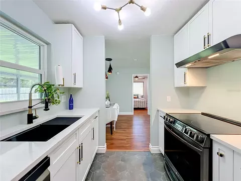 Kitchen - 2708 Reed Ave, Melbourne, FL 32901 photo 4 of 4