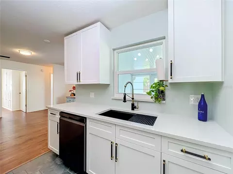 Kitchen - 2708 Reed Ave, Melbourne, FL 32901 photo 3 of 4
