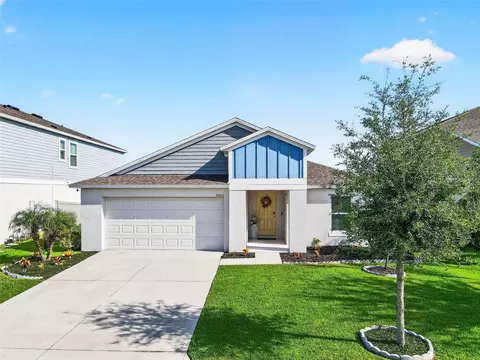 5605 Arlington River Dr, Lakeland, FL 33811