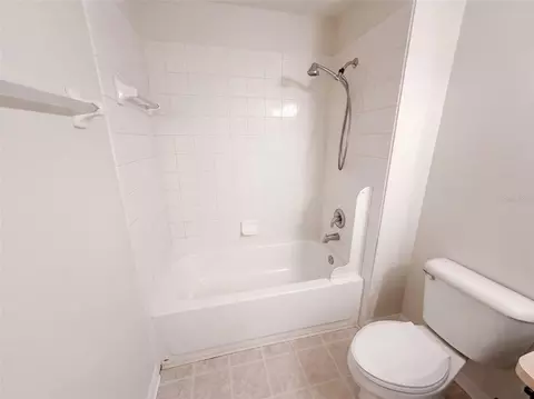 Bath - 16005 Stags Leap Dr, Lutz, FL 33559 photo 4 of 7