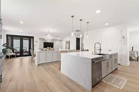 Kitchen - 5053 Rhea Dr, Saint Cloud, FL 34772 photo 6 of 11