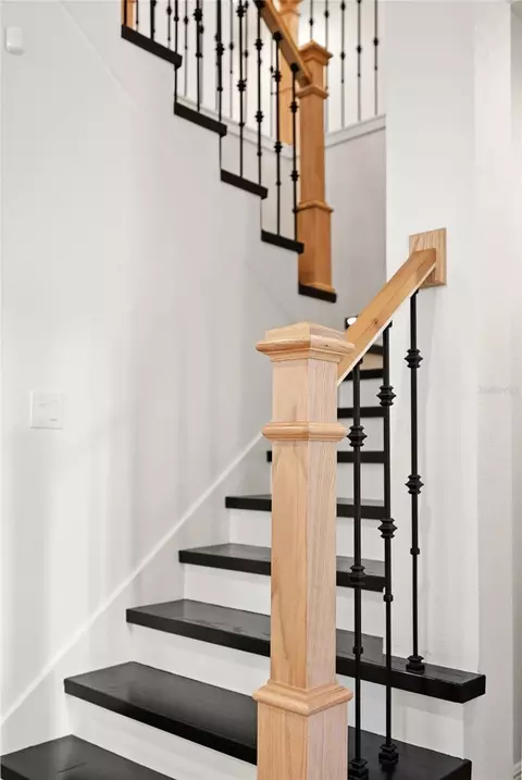 Entry Way - 5053 Rhea Dr, Saint Cloud, FL 34772 photo 5 of 9