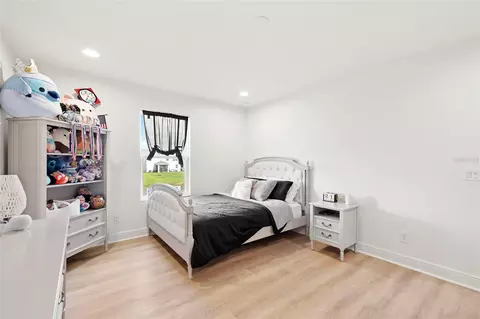 Bedroom - 5053 Rhea Dr, Saint Cloud, FL 34772 photo 9 of 10
