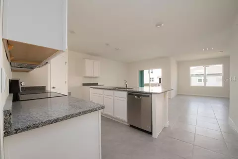 Kitchen - 2723 Sunkissed Dr, Saint Cloud, FL 34771 photo 6 of 6