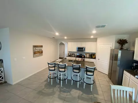Kitchen - 2723 Sunkissed Dr, Saint Cloud, FL 34771 photo 2 of 6
