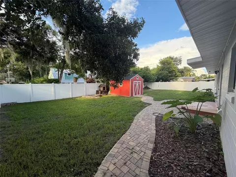 Exterior - 303 Windemere Ave, Eustis, FL 32726 photo 5 of 5