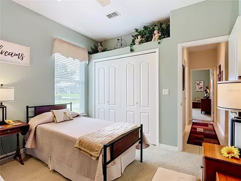 Bedroom - 5243 Hammock Pointe Ct, Saint Cloud, FL 34771 photo 5 of 9
