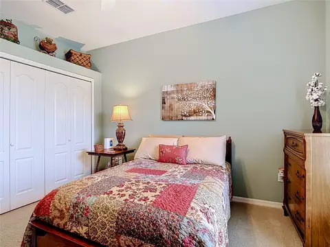 Bedroom - 5243 Hammock Pointe Ct, Saint Cloud, FL 34771 photo 2 of 9