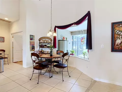 Dining - 5243 Hammock Pointe Ct, Saint Cloud, FL 34771 photo 4 of 5