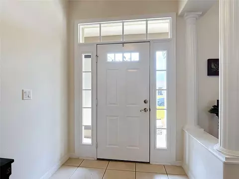 Entry Way - 5243 Hammock Pointe Ct, Saint Cloud, FL 34771 photo 2 of 2