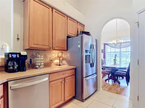 Kitchen - 5243 Hammock Pointe Ct, Saint Cloud, FL 34771 photo 7 of 7