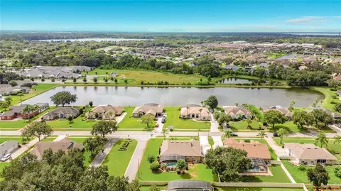 View/Area - 5243 Hammock Pointe Ct, Saint Cloud, FL 34771 photo 12 of 13