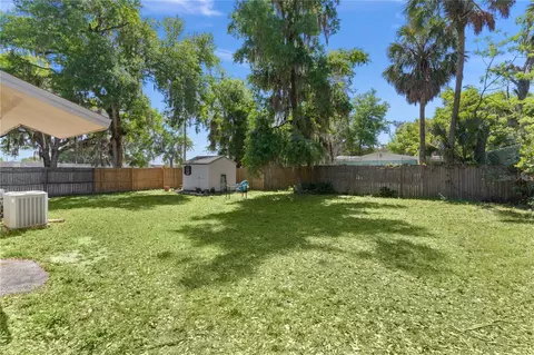 Exterior - 1124 N Grant Ave, Mount Dora, FL 32757 photo 1 of 8