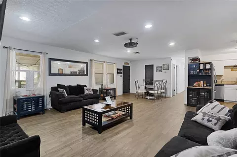 Living - 1124 N Grant Ave, Mount Dora, FL 32757 photo 1 of 1