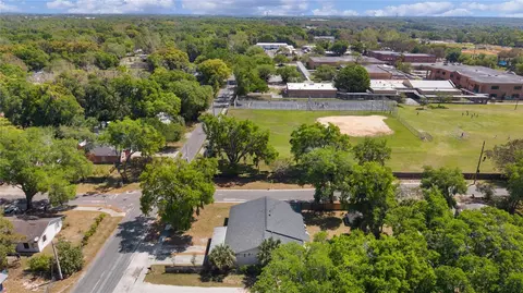 View/Area - 1124 N Grant Ave, Mount Dora, FL 32757 photo 4 of 6