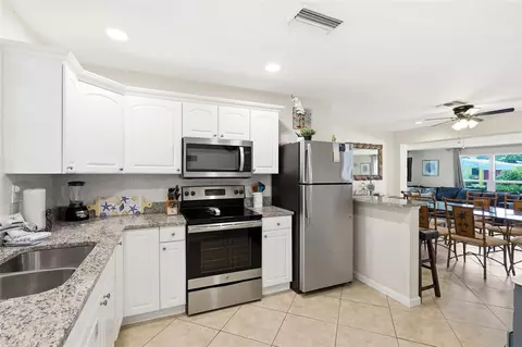 Kitchen - 159 Laurie Dr, Ormond Beach, FL 32176 photo 2 of 3