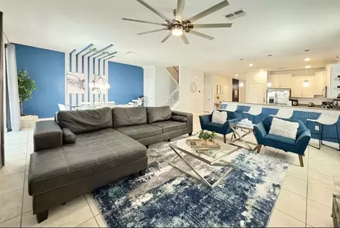 1454 Rolling Fairway Dr, Davenport, FL 33896