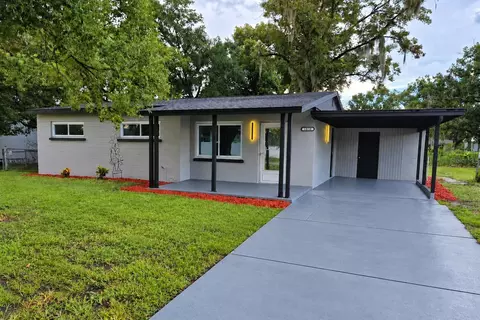 1810 E Carol Dr, Plant City, FL 33563