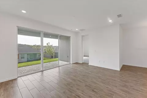 Living - 2369 Sirena Ln, Mount Dora, FL 32757 photo 2 of 3