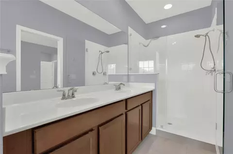 Bath - 14137 Walcott Ave, Orlando, FL 32827 photo 1 of 2