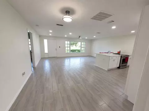 Living - 9441 Bahia Rd, Ocala, FL 34472 photo 3 of 3