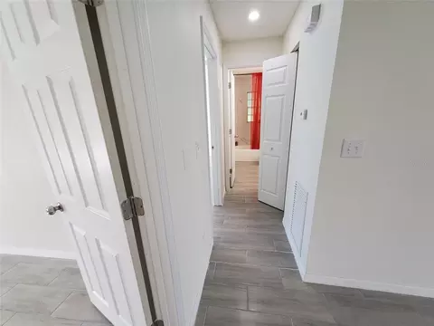 Entry Way - 9441 Bahia Rd, Ocala, FL 34472 photo 2 of 2