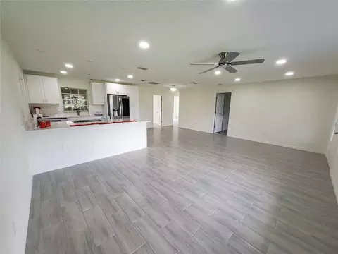 Living - 9441 Bahia Rd, Ocala, FL 34472 photo 2 of 3